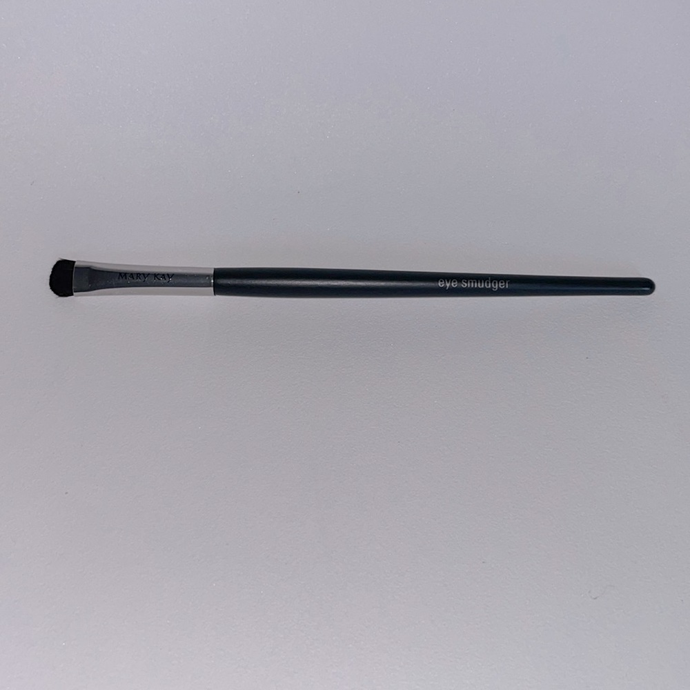 Mary Kay Eye Smudger Brush